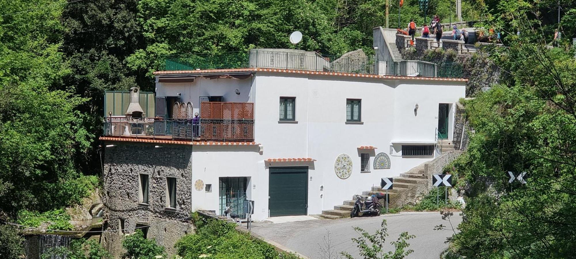 Casa Vacanze O'Mulin Ravello Via Fiume 2 Incrocio Pontone Exterior foto
